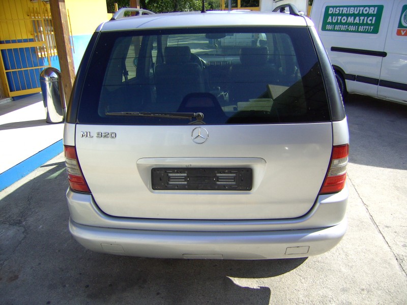 Mercedes ml autocarro benzina #4