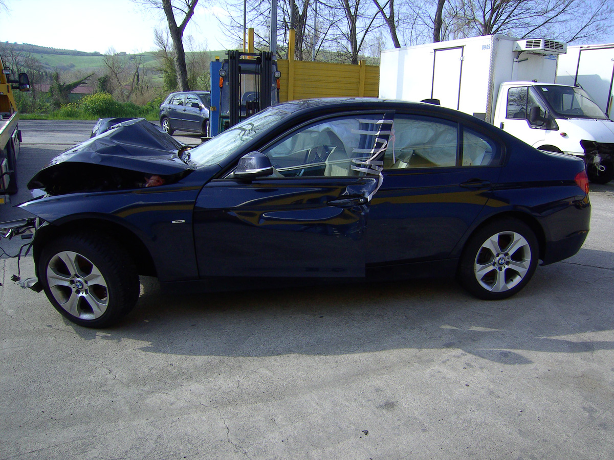 Bmw 320d berlina anno 2005 #2
