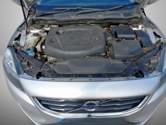 2016 VOLVO V40 D2 ES 2.0D CODICE MOTORE D4204T8 CAMBIO MANUALE 6 MARCE 1969cc 118cv 88kW: foto 3