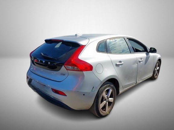 2016 VOLVO V40 D2 ES 2.0D CODICE MOTORE D4204T8 CAMBIO MANUALE 6 MARCE 1969cc 118cv 88kW: foto 4