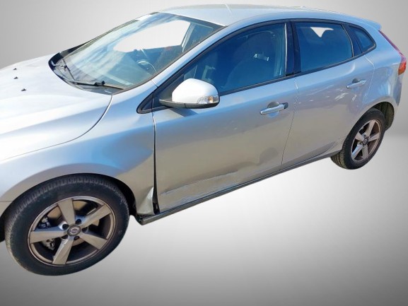2016 VOLVO V40 D2 ES 2.0D CODICE MOTORE D4204T8 CAMBIO MANUALE 6 MARCE 1969cc 118cv 88kW: foto 7