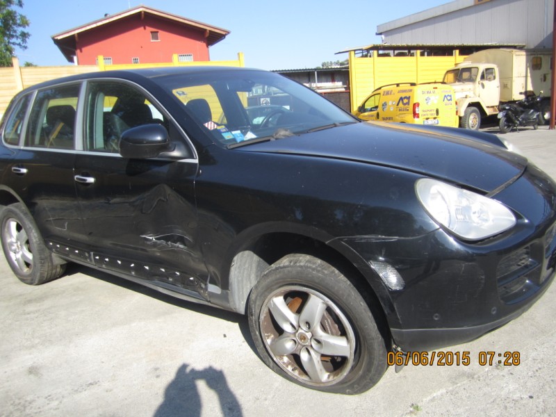PORSCHE CAYENNE 3.2cc BENZINA ANNO 2006: foto 4