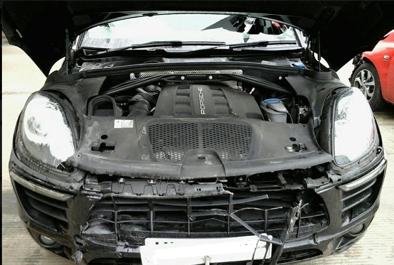 2014 Porsche Macan On S 4WD M.P.V.: foto